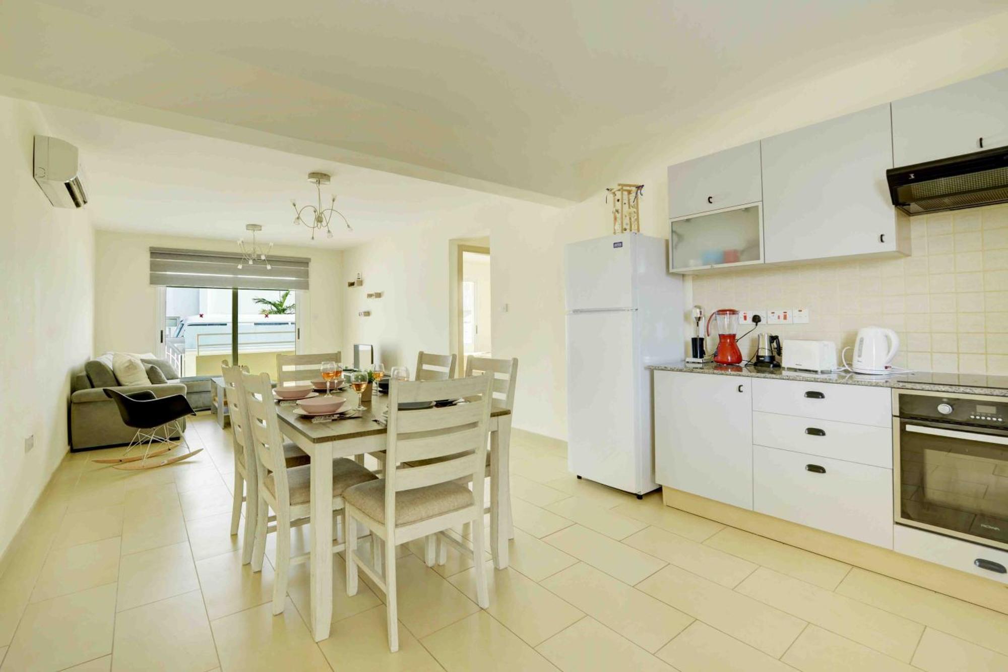 Nissi Martha Apartment *